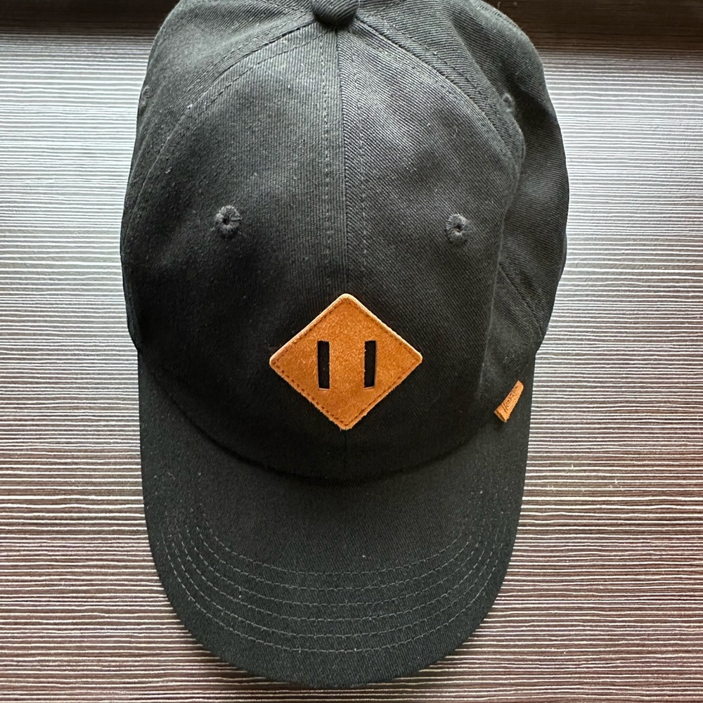 Herschel canvas cap